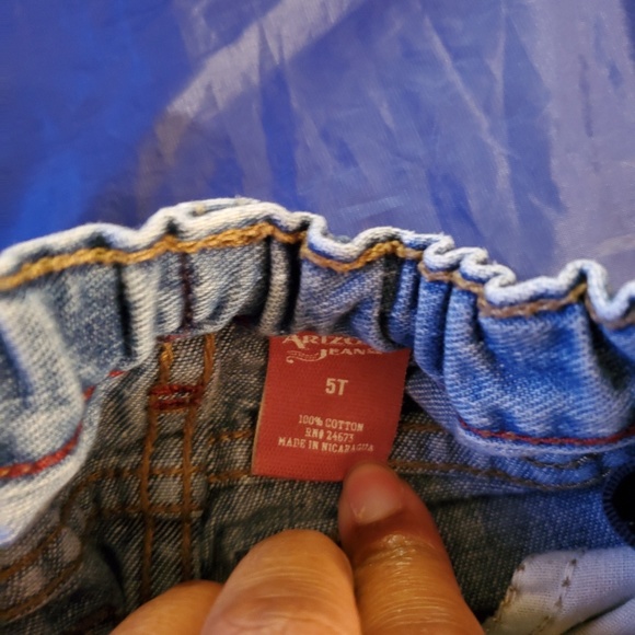 Boys 2 shirt 1 Jean Outfit - Picture 5 of 6